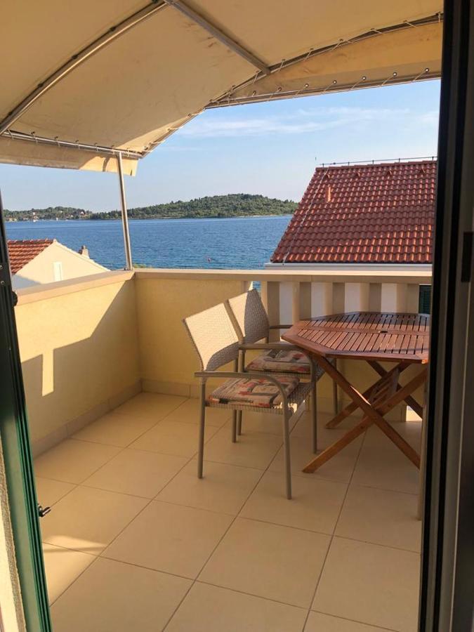 Apartments Villa Lili Lovetovo Vodice Esterno foto